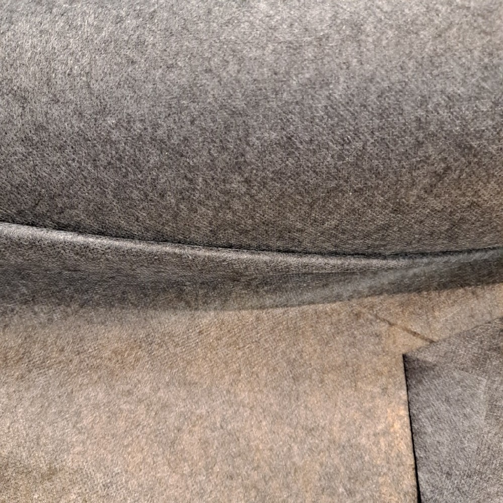 netkaná textilie šedá 40g š.80cm vlizelin bez lepidla