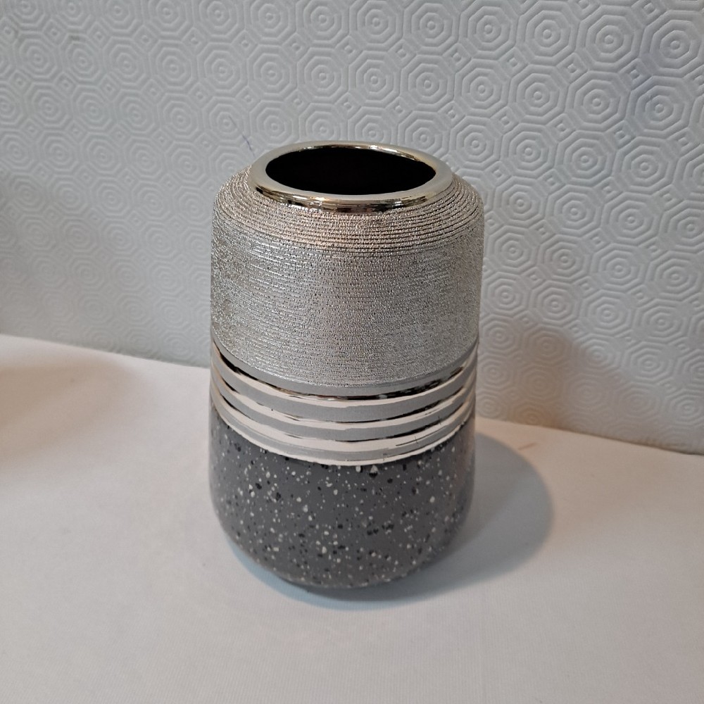 váza keramika 19cm