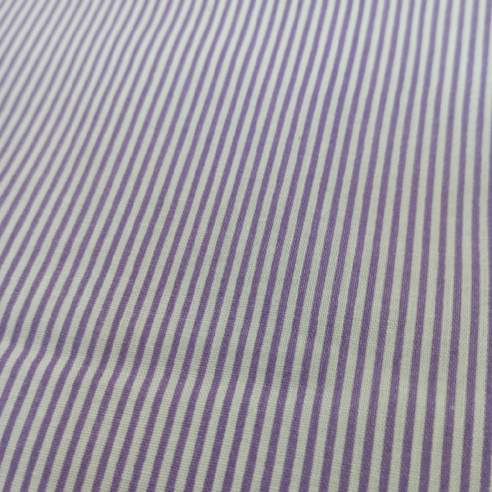 bavlna bílo fialový proužek úzký 140 cm