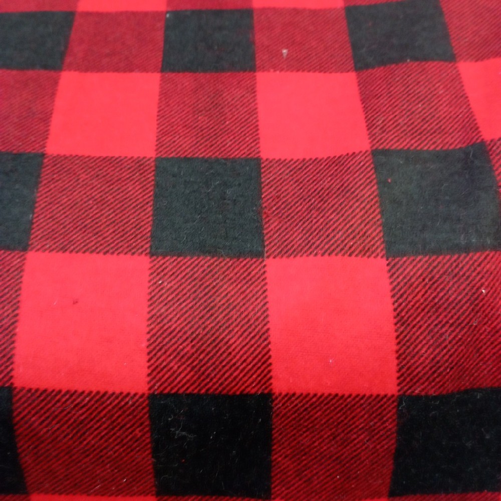 bavlna flanel černo-červená kostka š,150 cm
