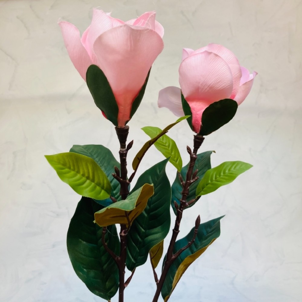květina umělá magnolie