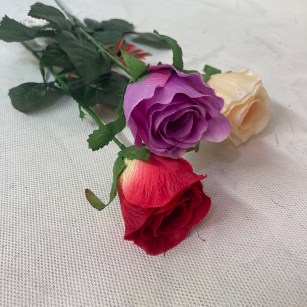 květina umělá růže
