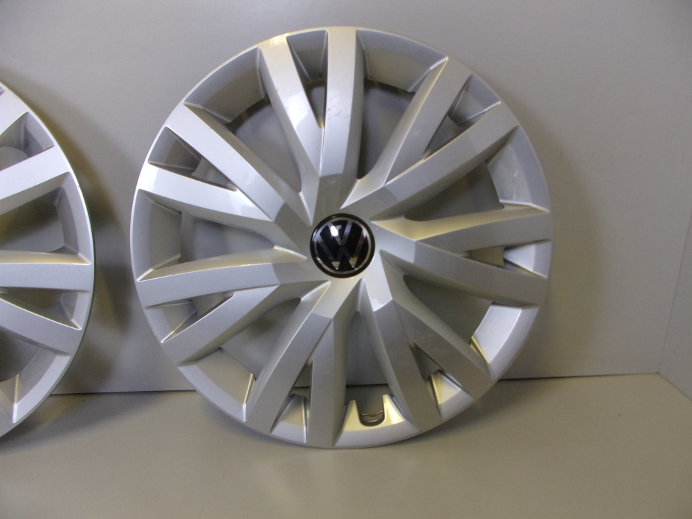 Poklice 16" originál VW 5G0.601.147.B - sada 4 ks