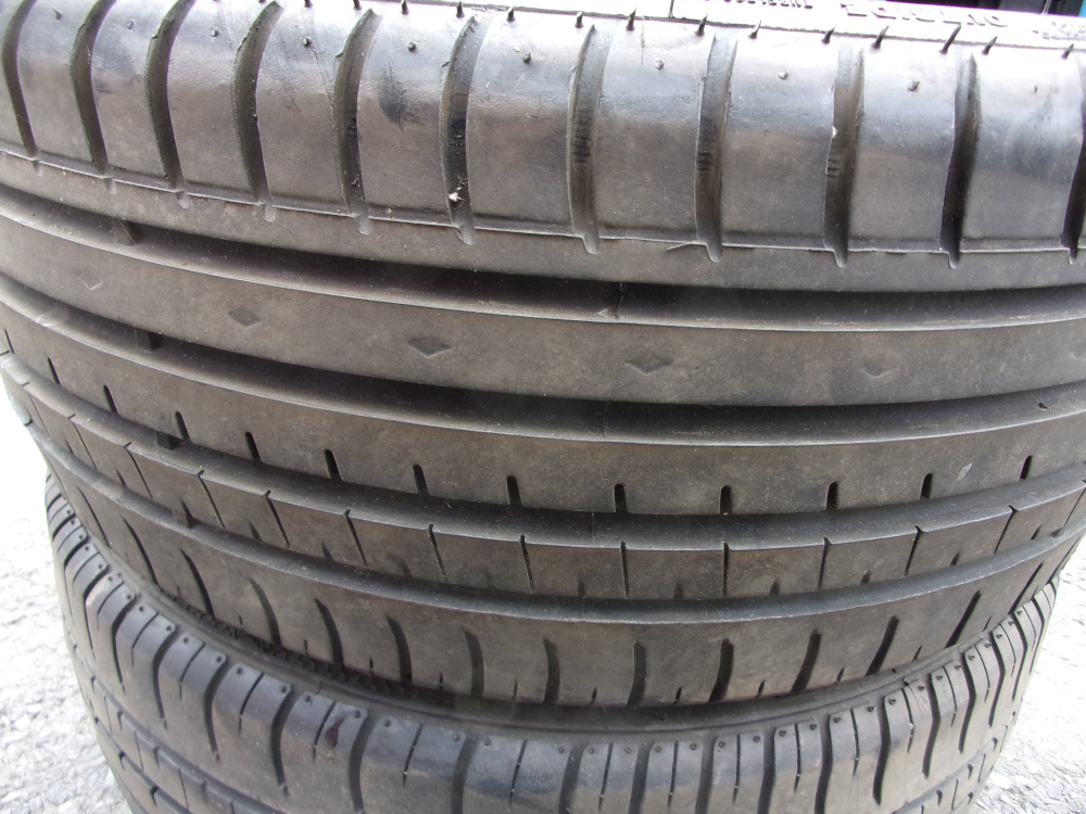 185/35/17 82V EP-TYRES Accelera Phi R