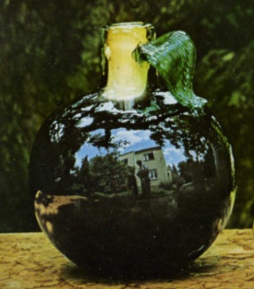 P. Hora - 8518/25, Vase