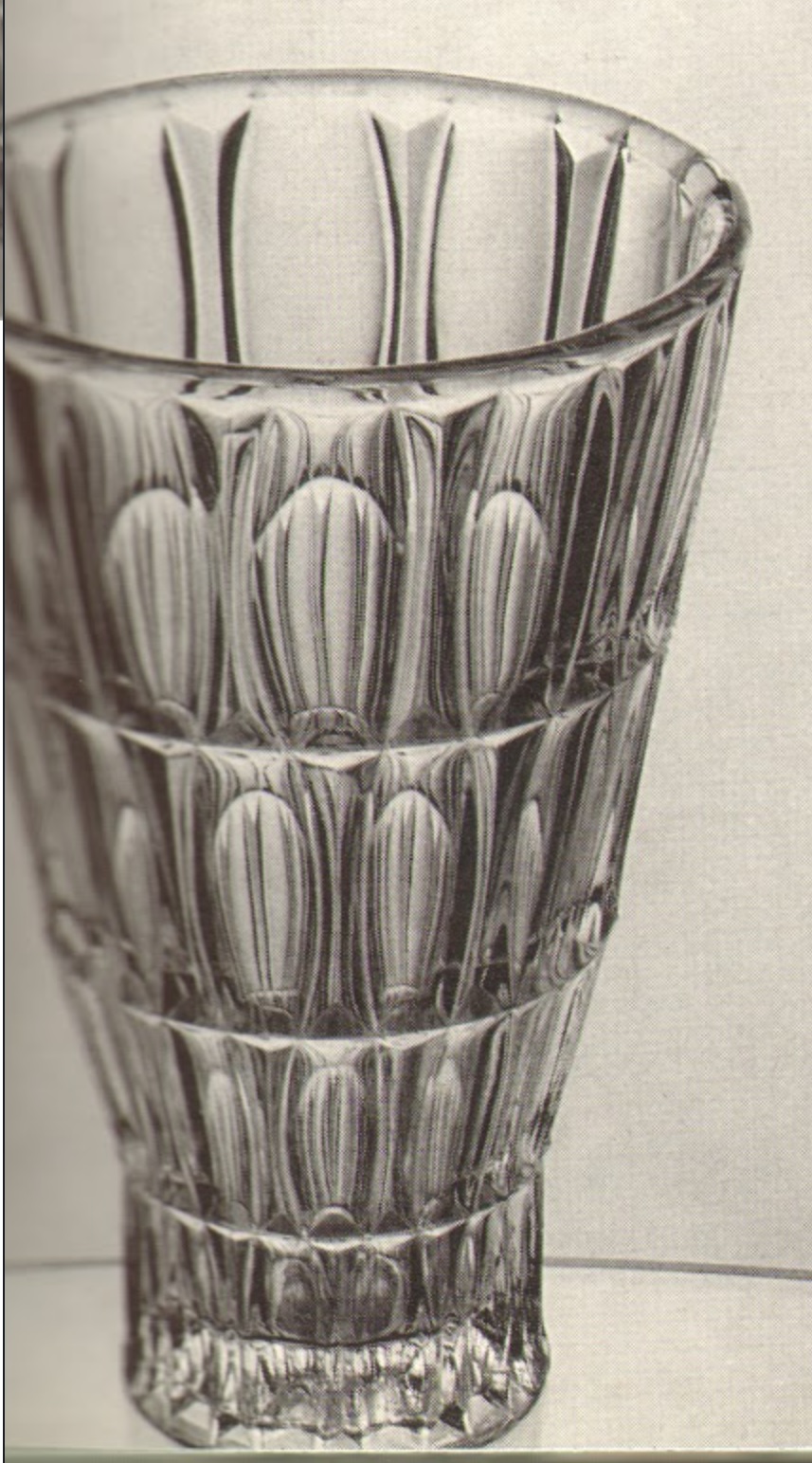 Nemšová - 5114, Vase